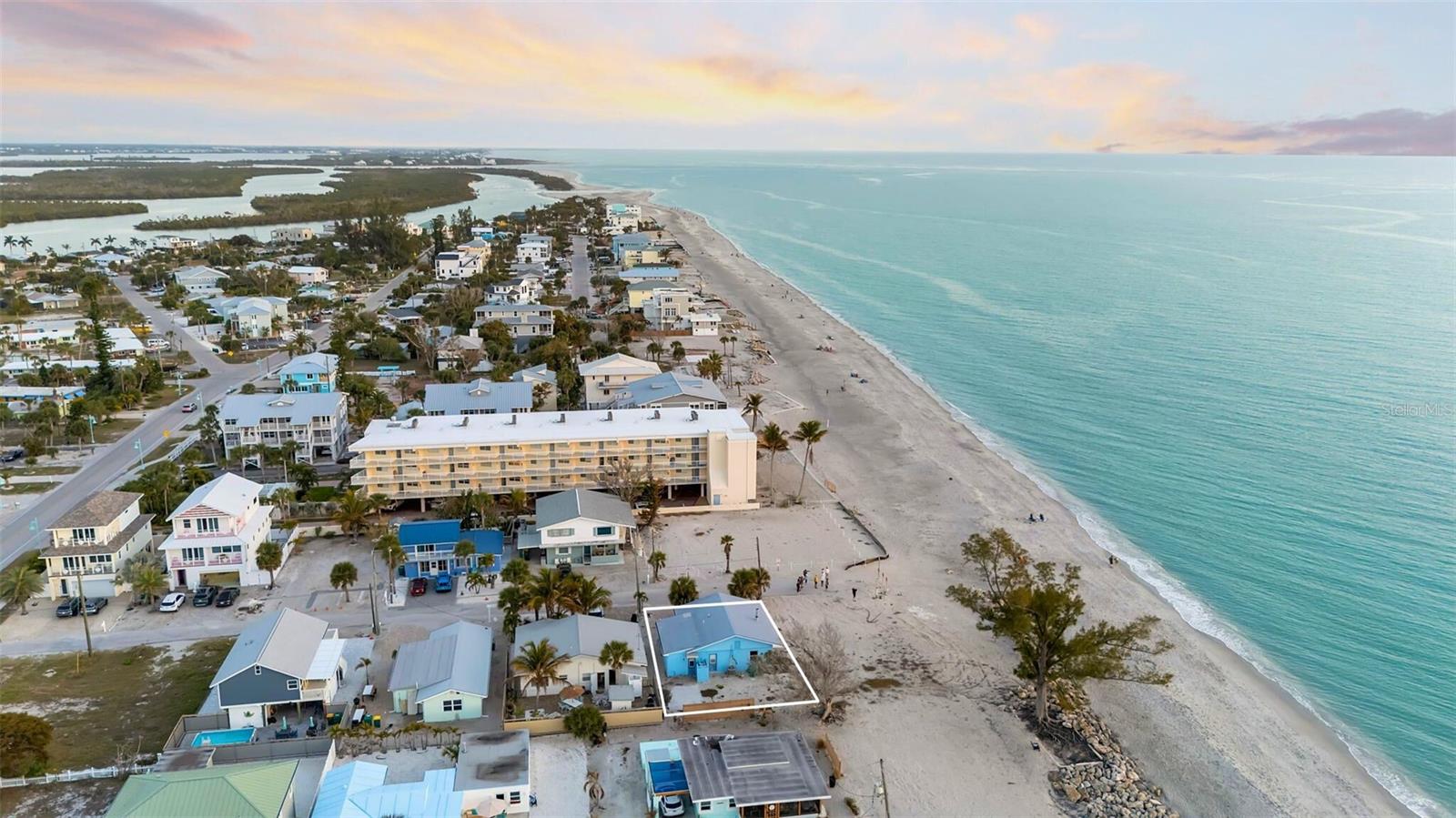 Listing photo id 27 for 40 Sand Dollar Lane