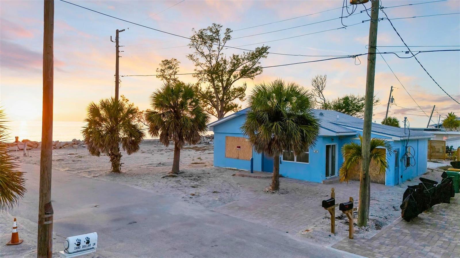 Listing photo id 1 for 40 Sand Dollar Lane