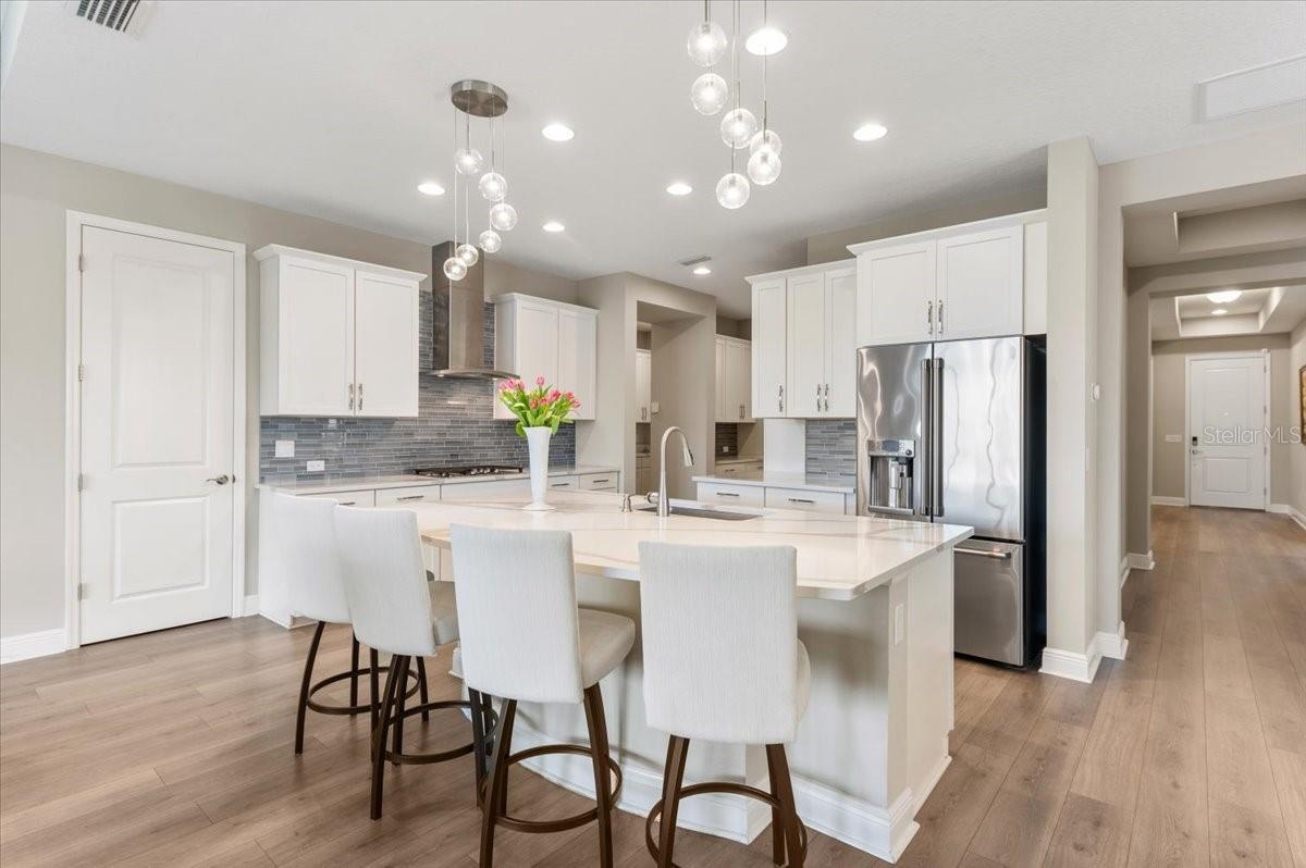 Image 4 of 66 For 2024 Woodleaf Hammock Court