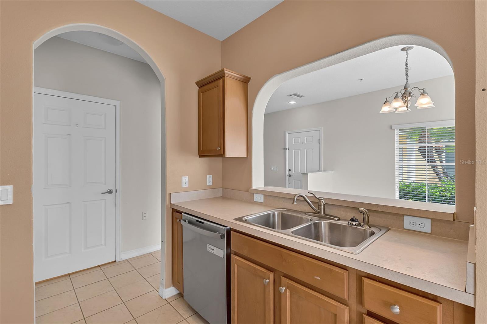 Image 17 of 39 For 13019 Tigers Eye Drive