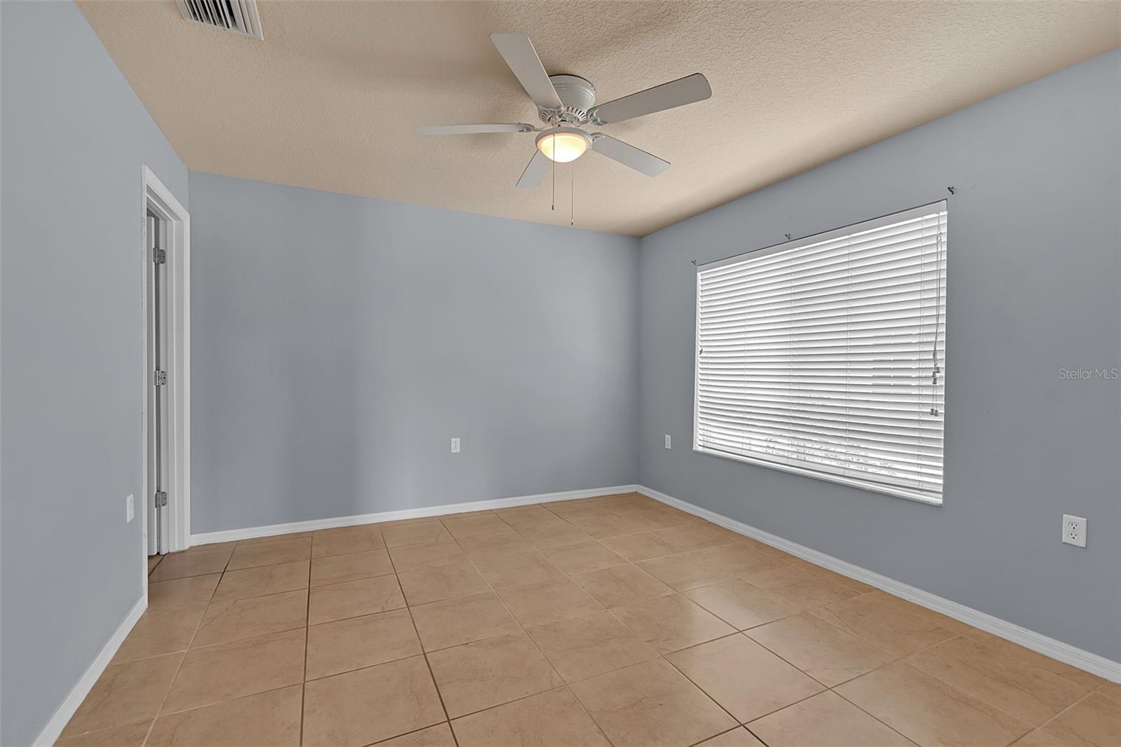 Image 27 of 39 For 13019 Tigers Eye Drive