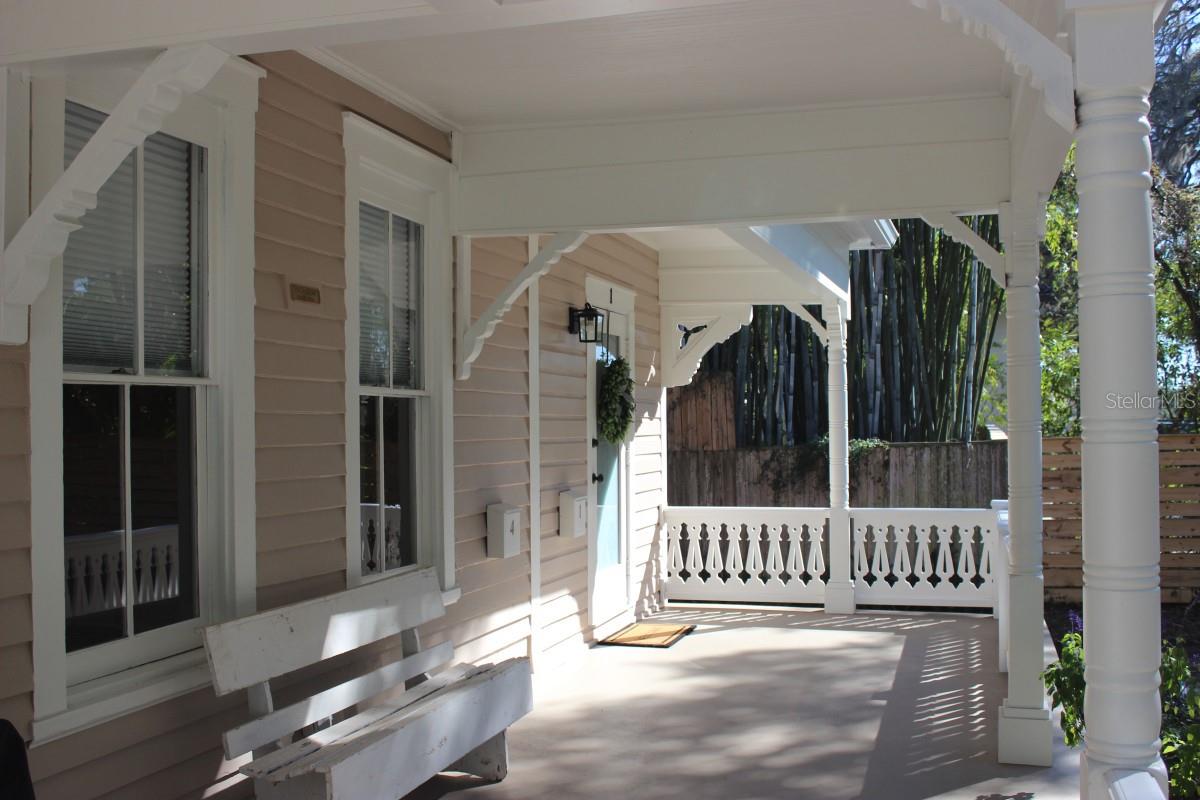 Image 2 of 26 For 527 Osceola Avenue 1