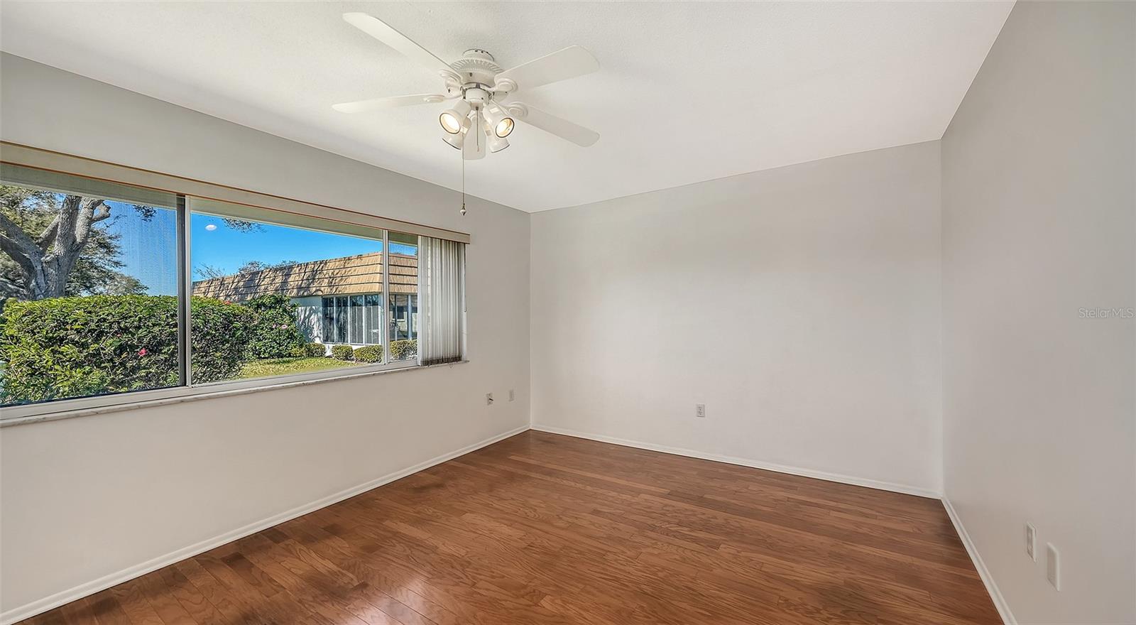 Image 12 of 39 For 2603 Riverbluff Parkway V141