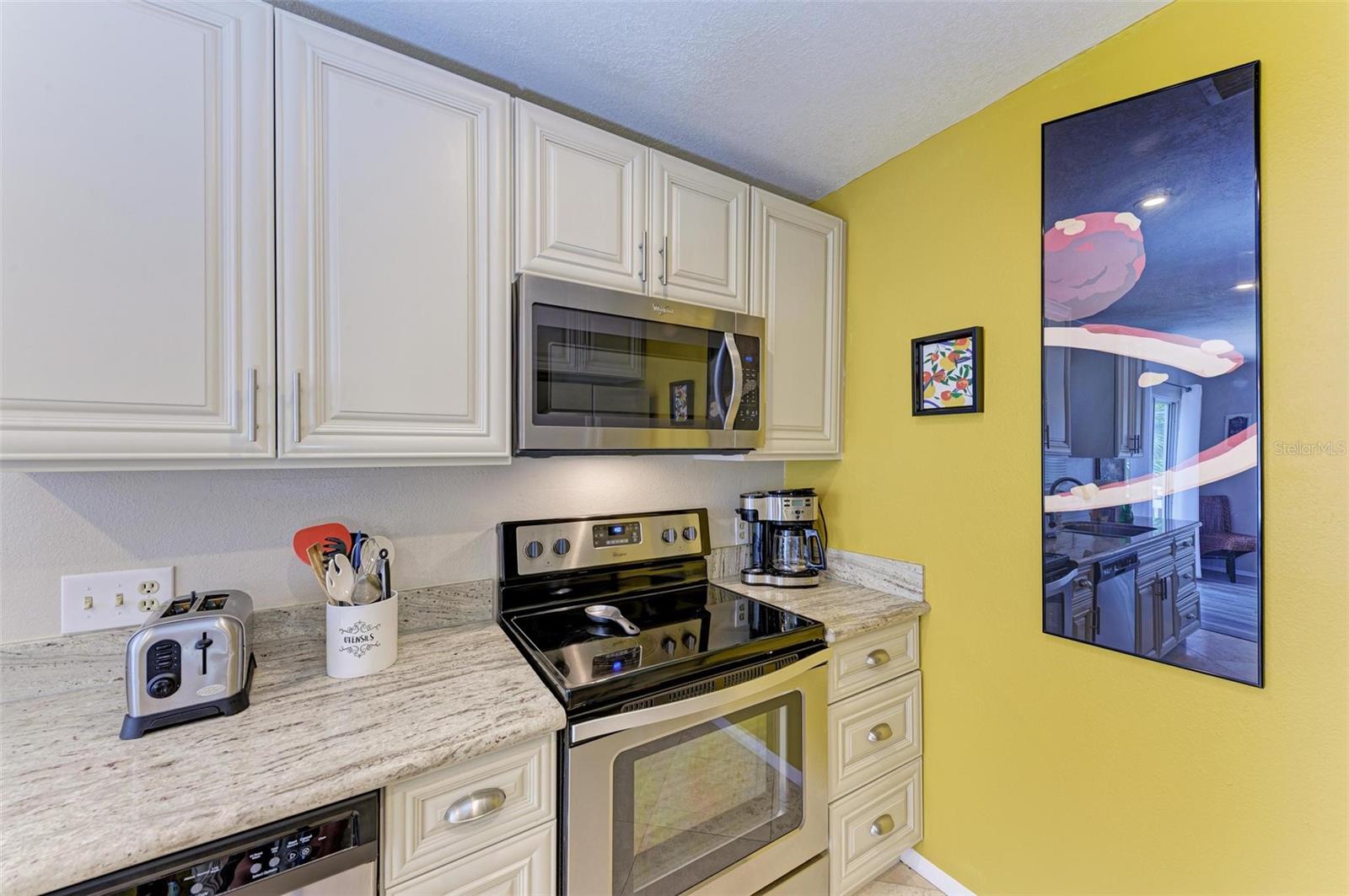 Image 11 of 49 For 6311 Gulf Drive