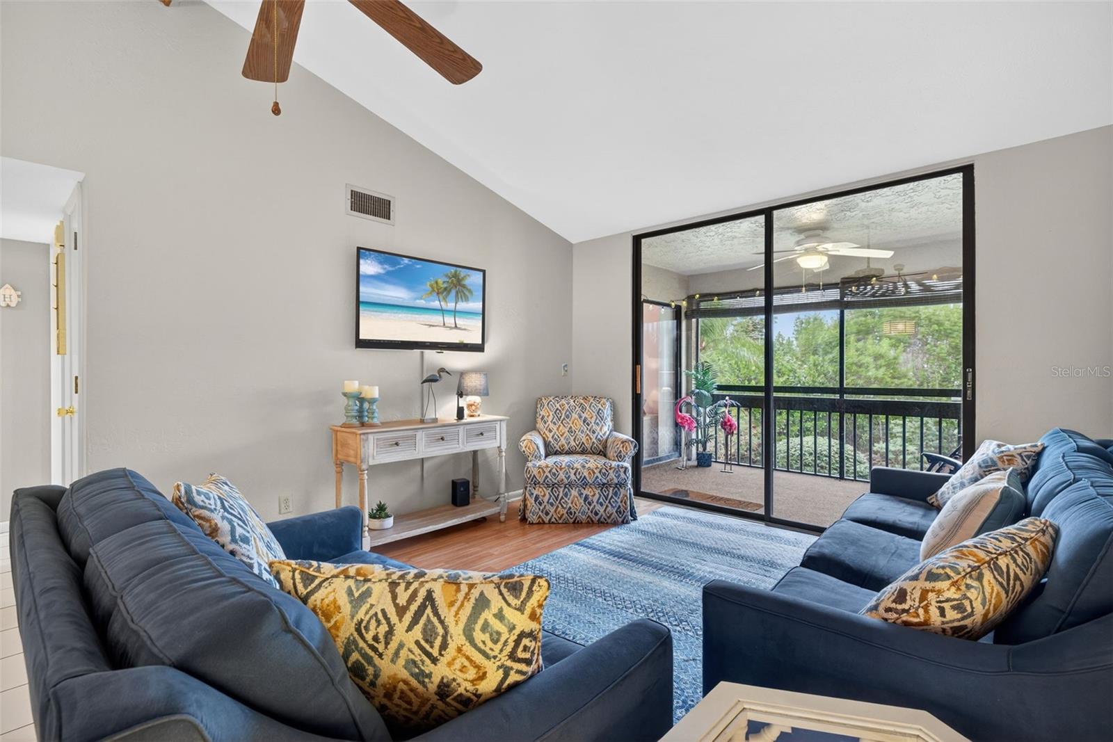 Image 8 of 30 For 15770 Windward Way Circle 2204