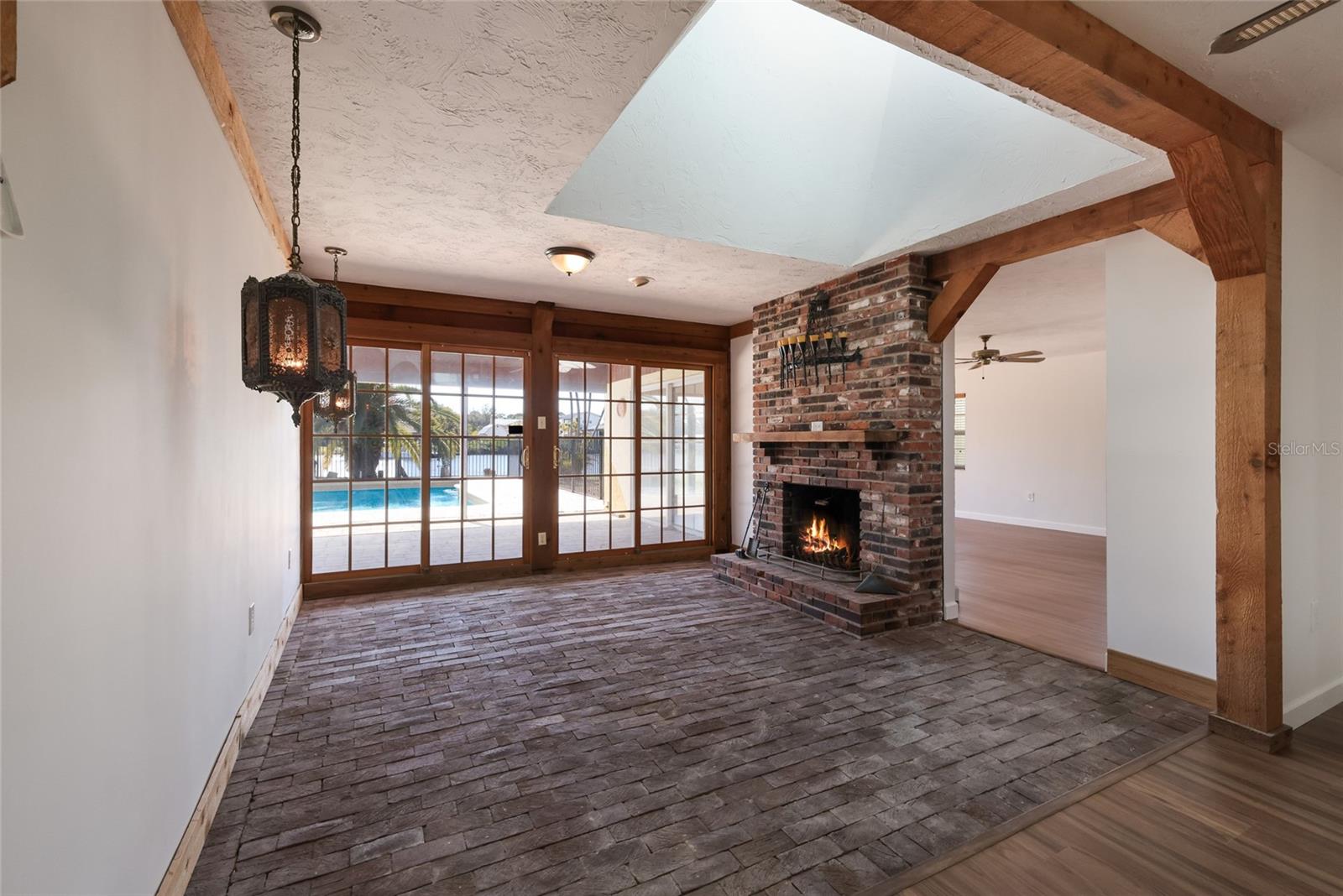 Image 15 of 50 For 6703 9th Avenue Nw