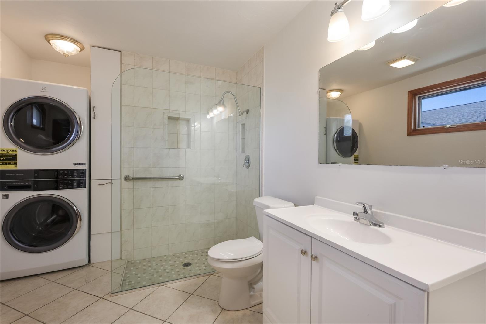 Image 23 of 50 For 6703 9th Avenue Nw