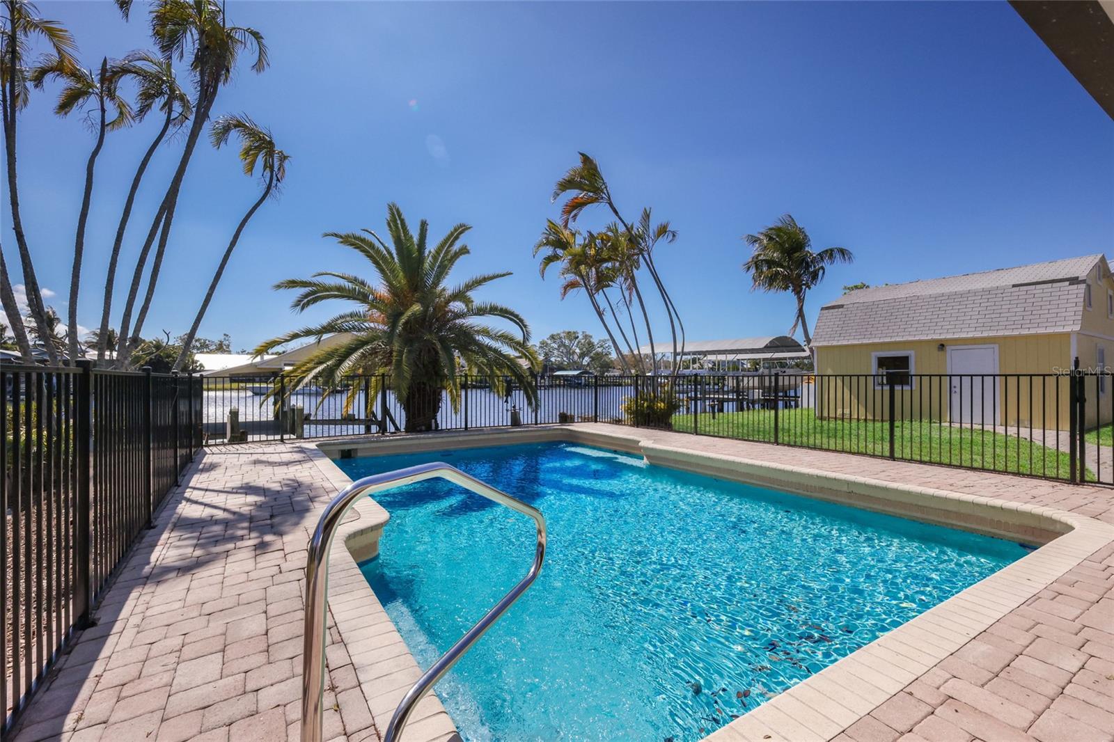 Image 32 of 50 For 6703 9th Avenue Nw