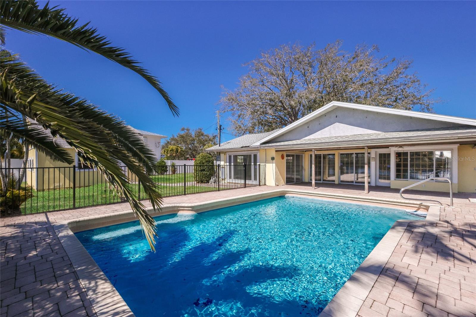 Image 33 of 50 For 6703 9th Avenue Nw