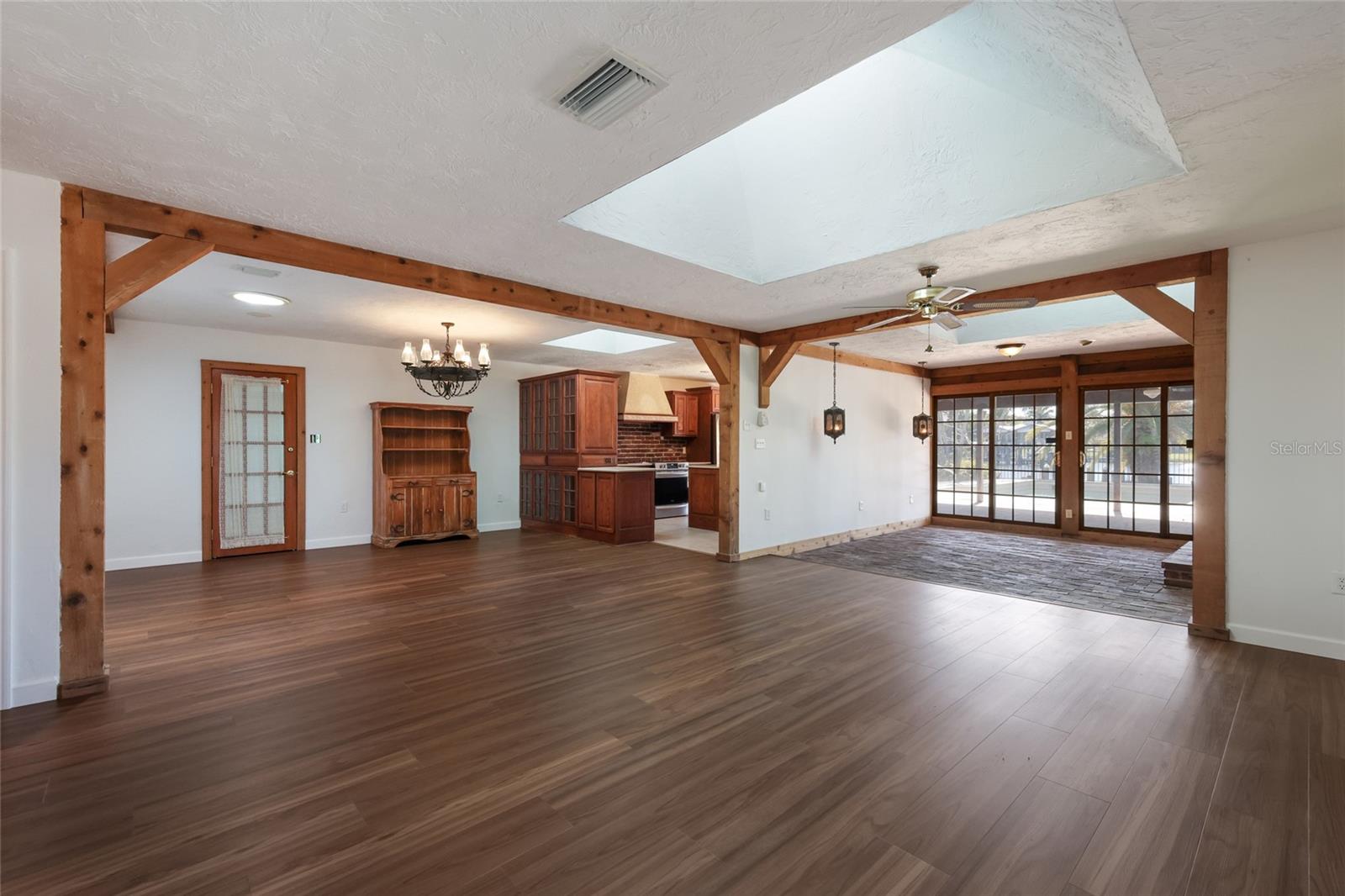 Image 8 of 50 For 6703 9th Avenue Nw