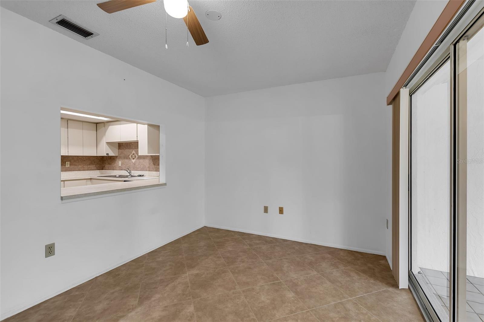 Image 13 of 36 For 5241 Marsh Field Lane 18