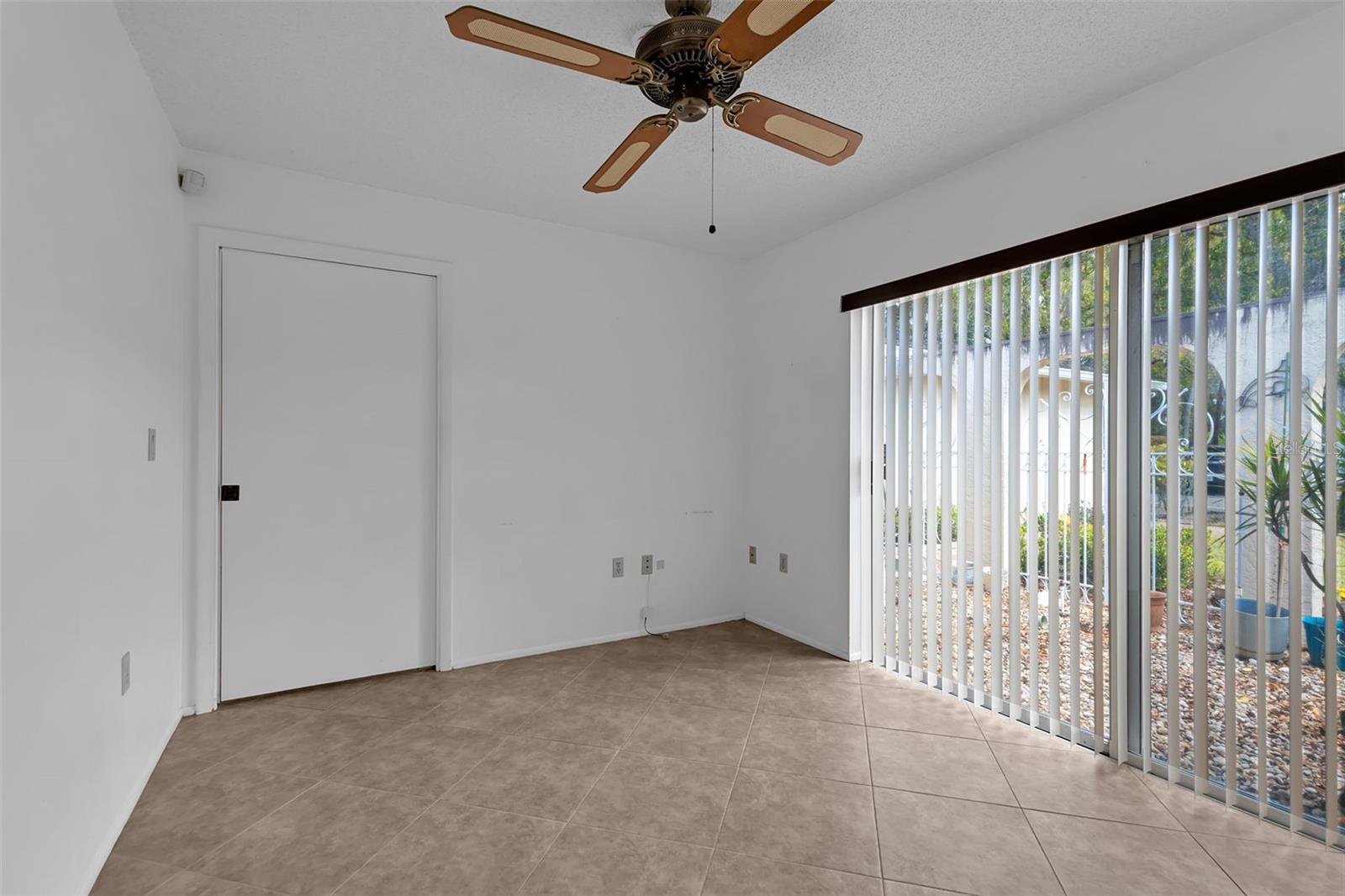 Image 29 of 36 For 5241 Marsh Field Lane 18