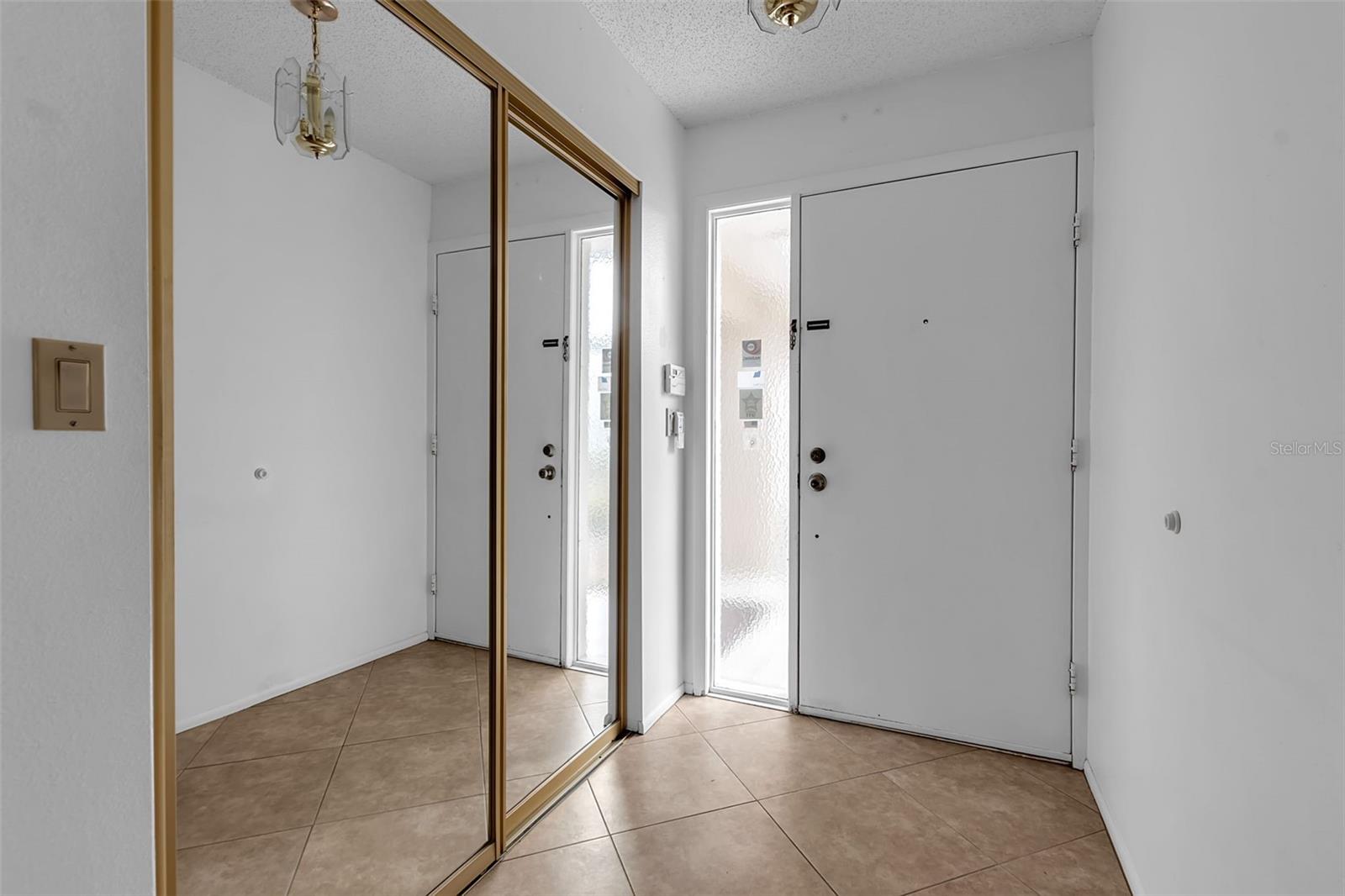 Image 4 of 36 For 5241 Marsh Field Lane 18