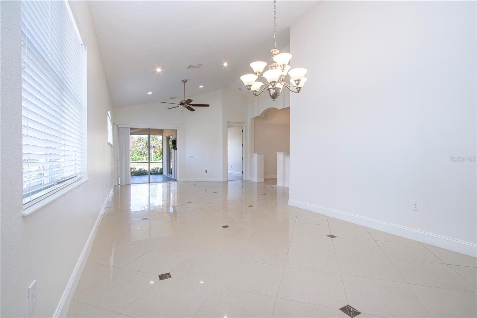 Image 14 of 79 For 7519 Birds Eye Terrace