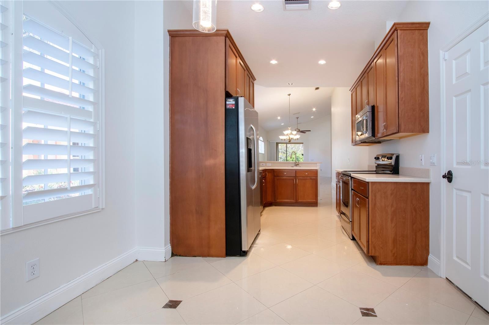 Image 33 of 79 For 7519 Birds Eye Terrace