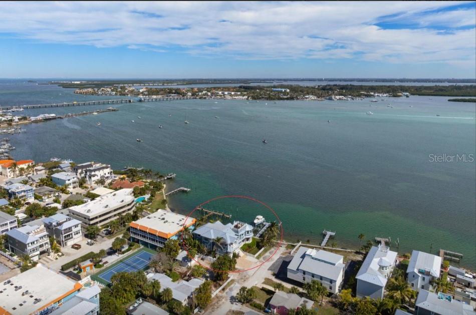 Listing photo id 69 for 110 10th Street S