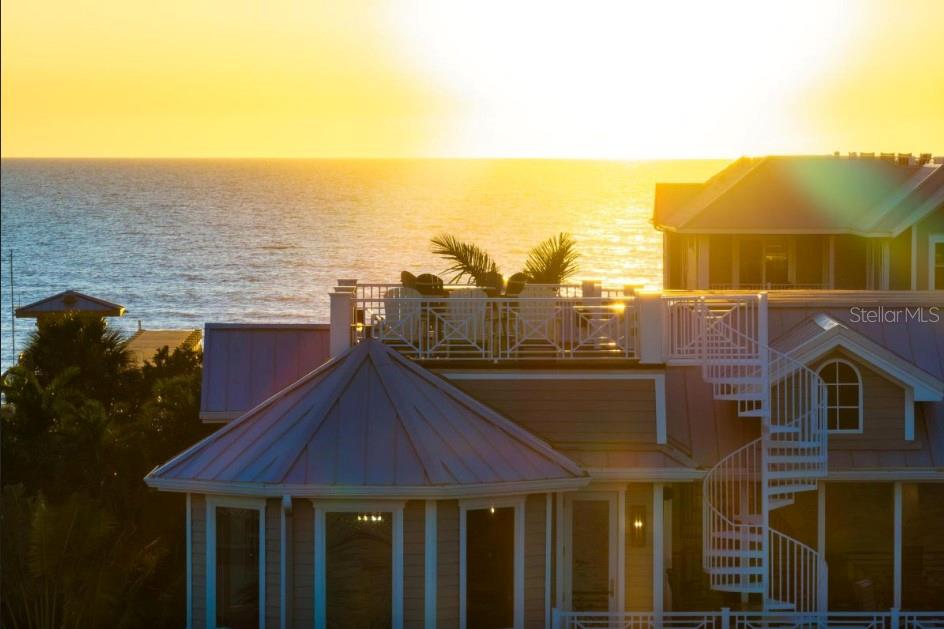 Listing photo id 71 for 110 10th Street S