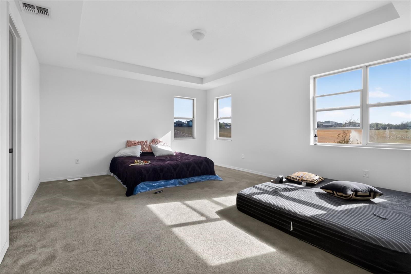 Image 22 of 31 For 2468 Verde View Drive