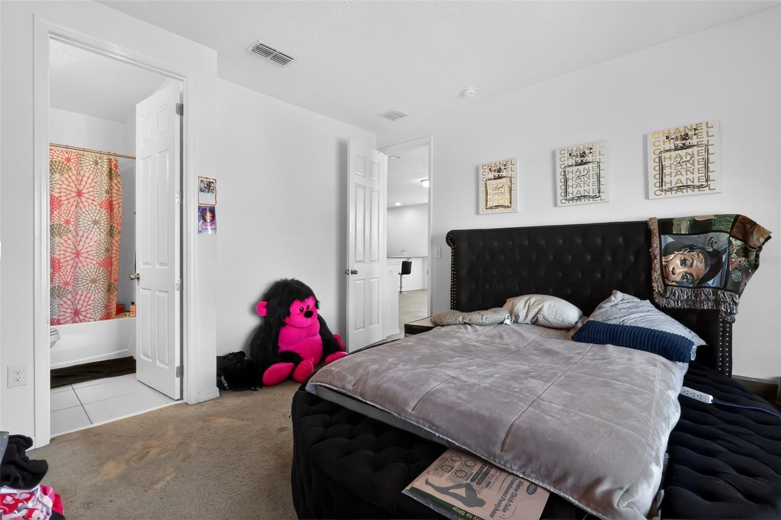 Image 25 of 31 For 2468 Verde View Drive