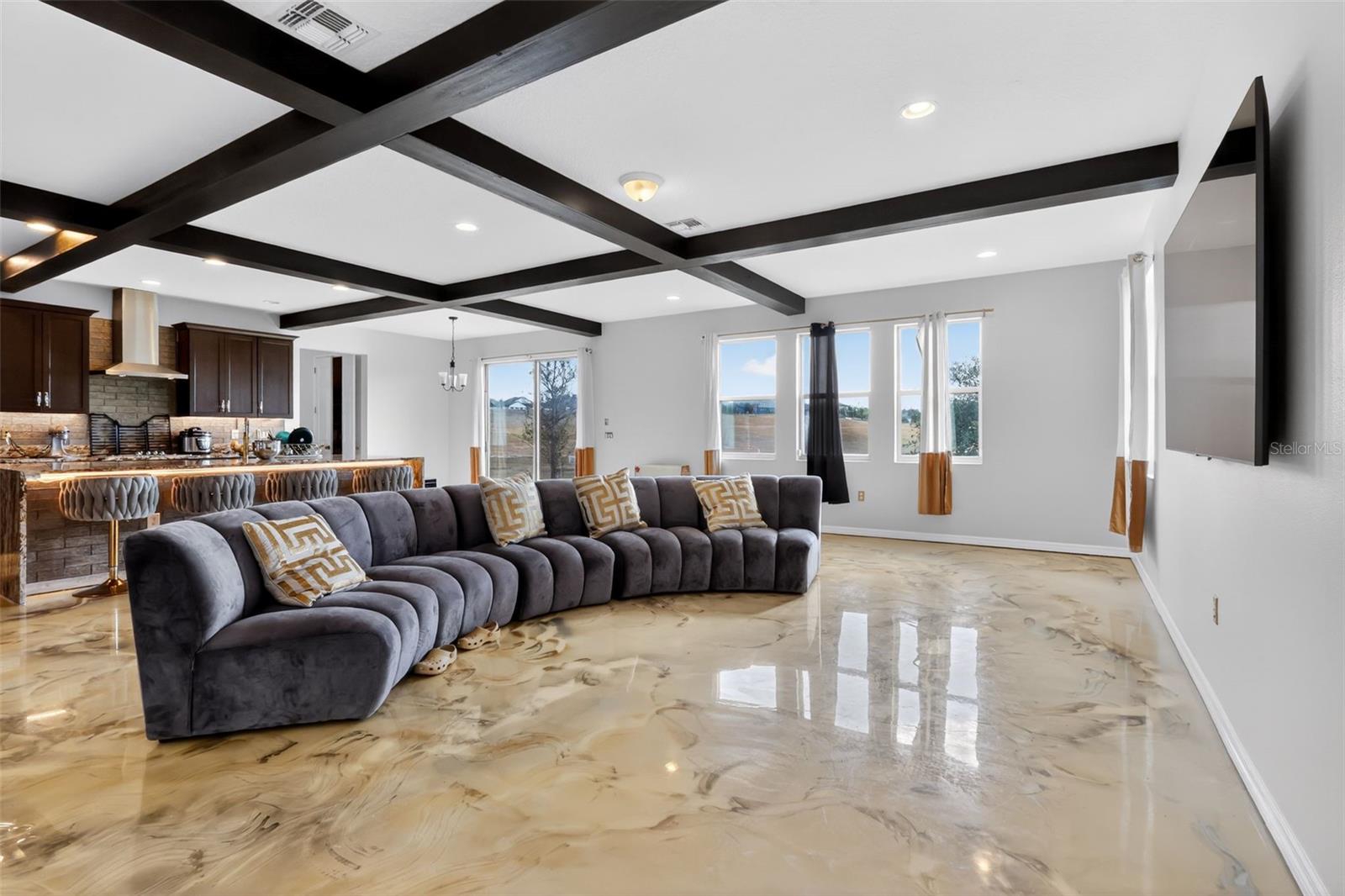 Image 7 of 31 For 2468 Verde View Drive