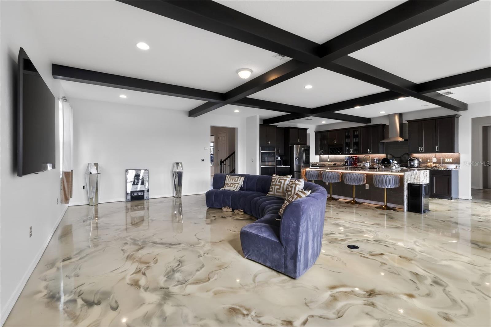 Image 8 of 31 For 2468 Verde View Drive