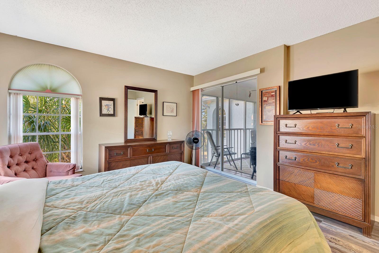 Image 16 of 34 For 6304 Pointe West Boulevard A306