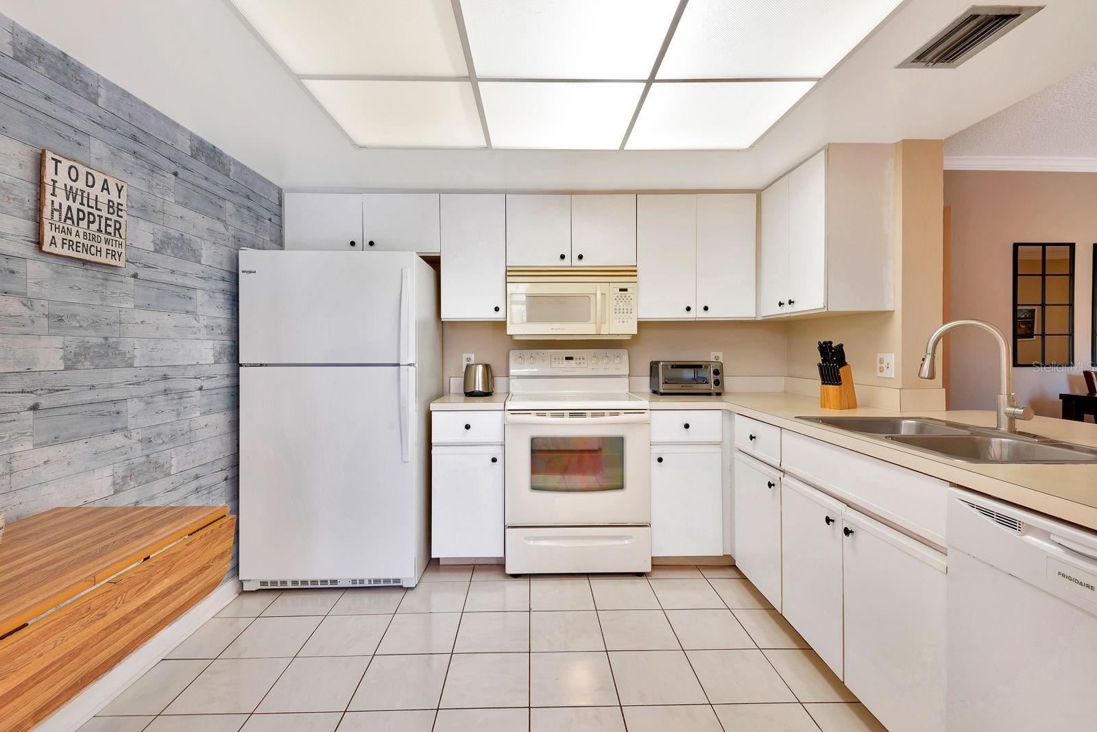 Image 5 of 34 For 6304 Pointe West Boulevard A306