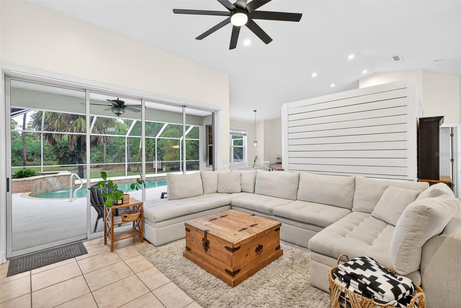 Image 10 of 36 For 5791 Golden Gate Parkway