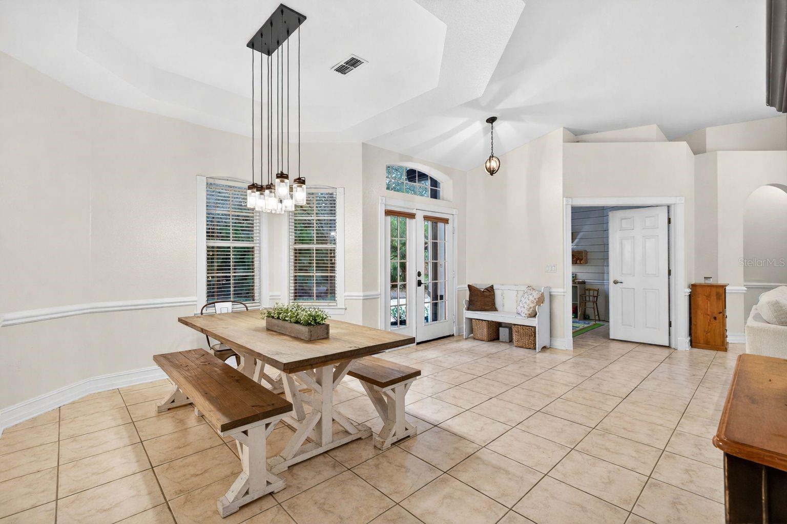 Image 12 of 36 For 5791 Golden Gate Parkway