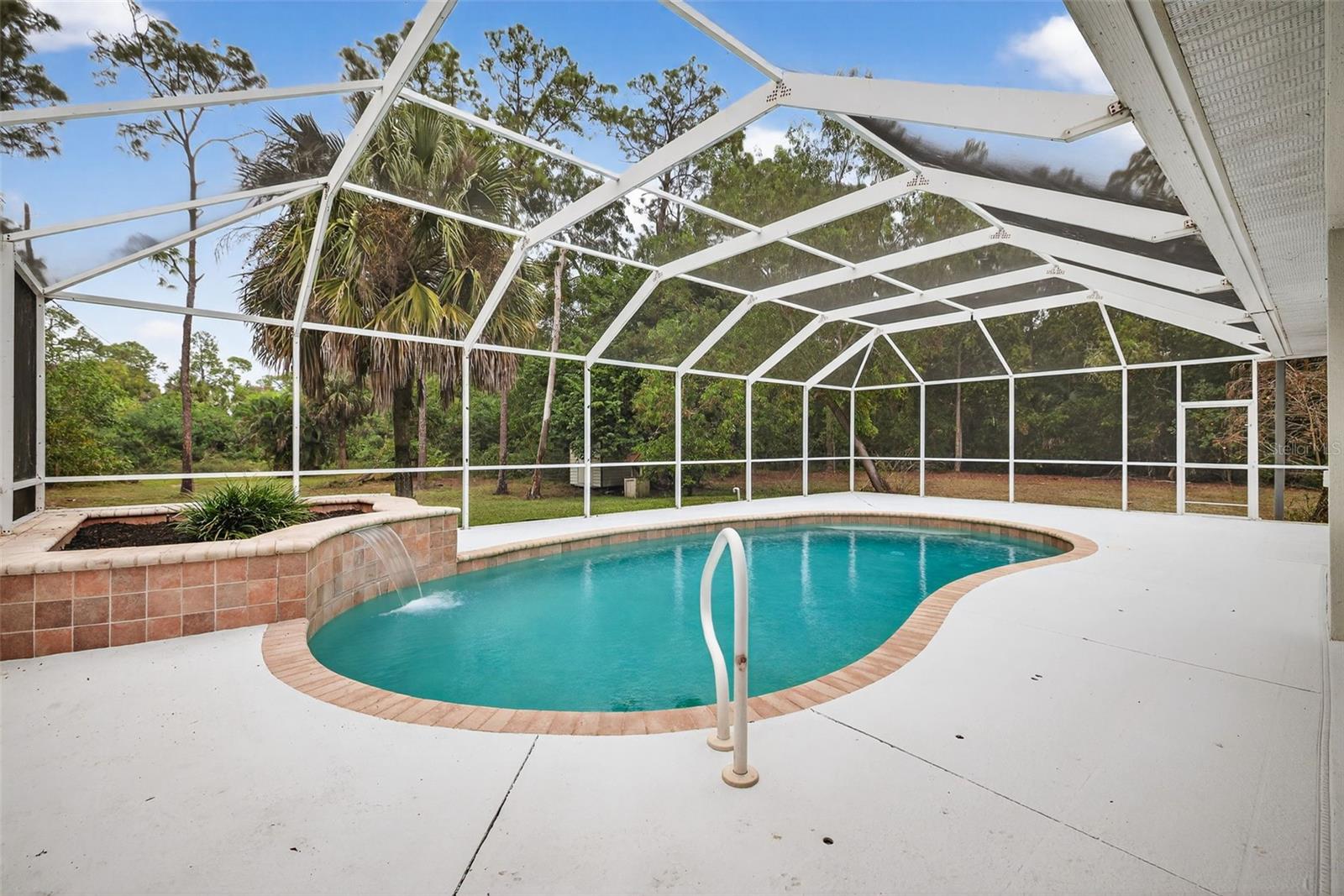 Image 7 of 36 For 5791 Golden Gate Parkway