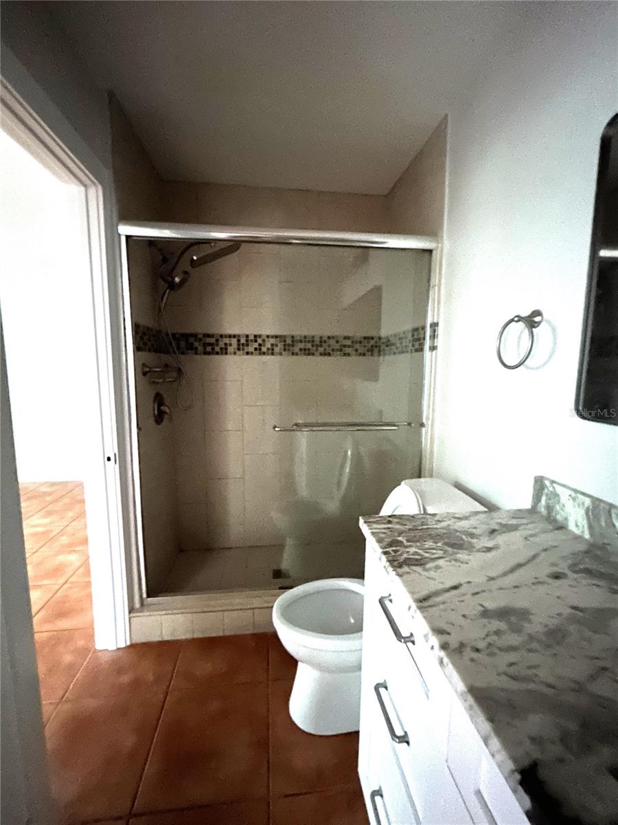 Image 4 of 12 For 7006 Midnight Pass #1 Road