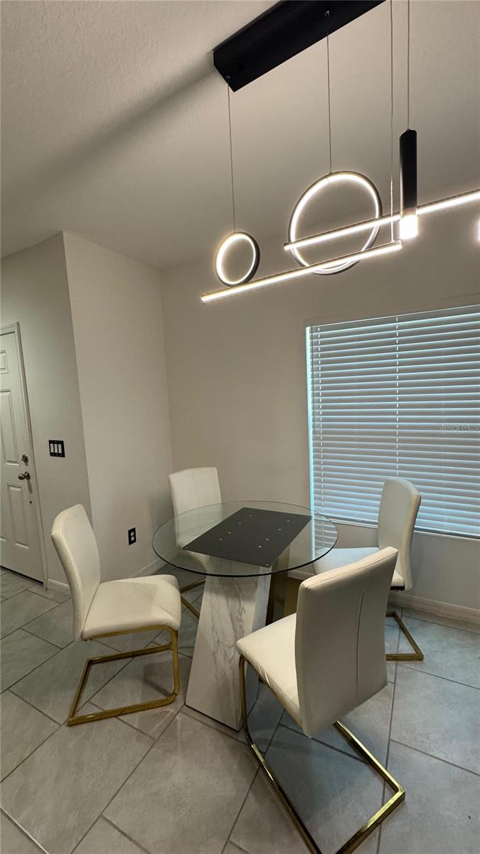 Image 5 of 11 For 1198 Sand Torch Circle