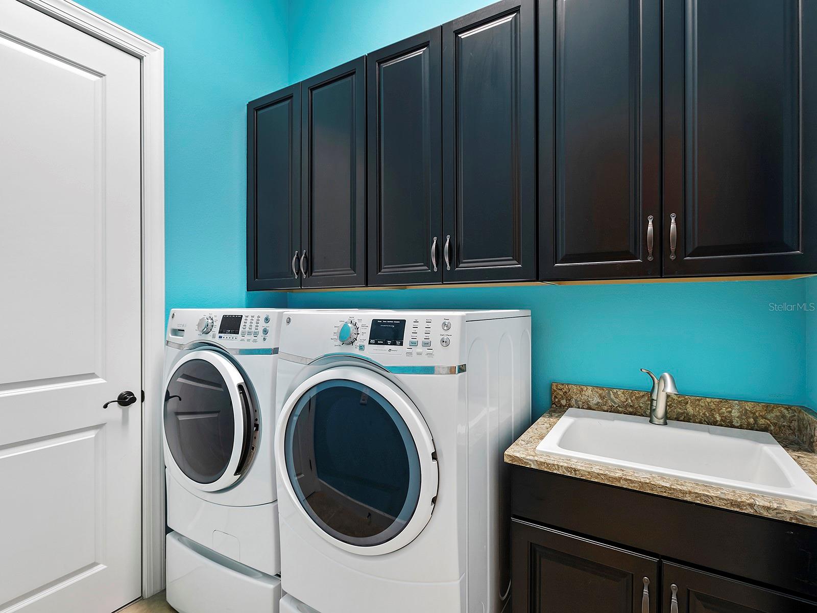 Image 40 of 85 For 4828 Benito Court