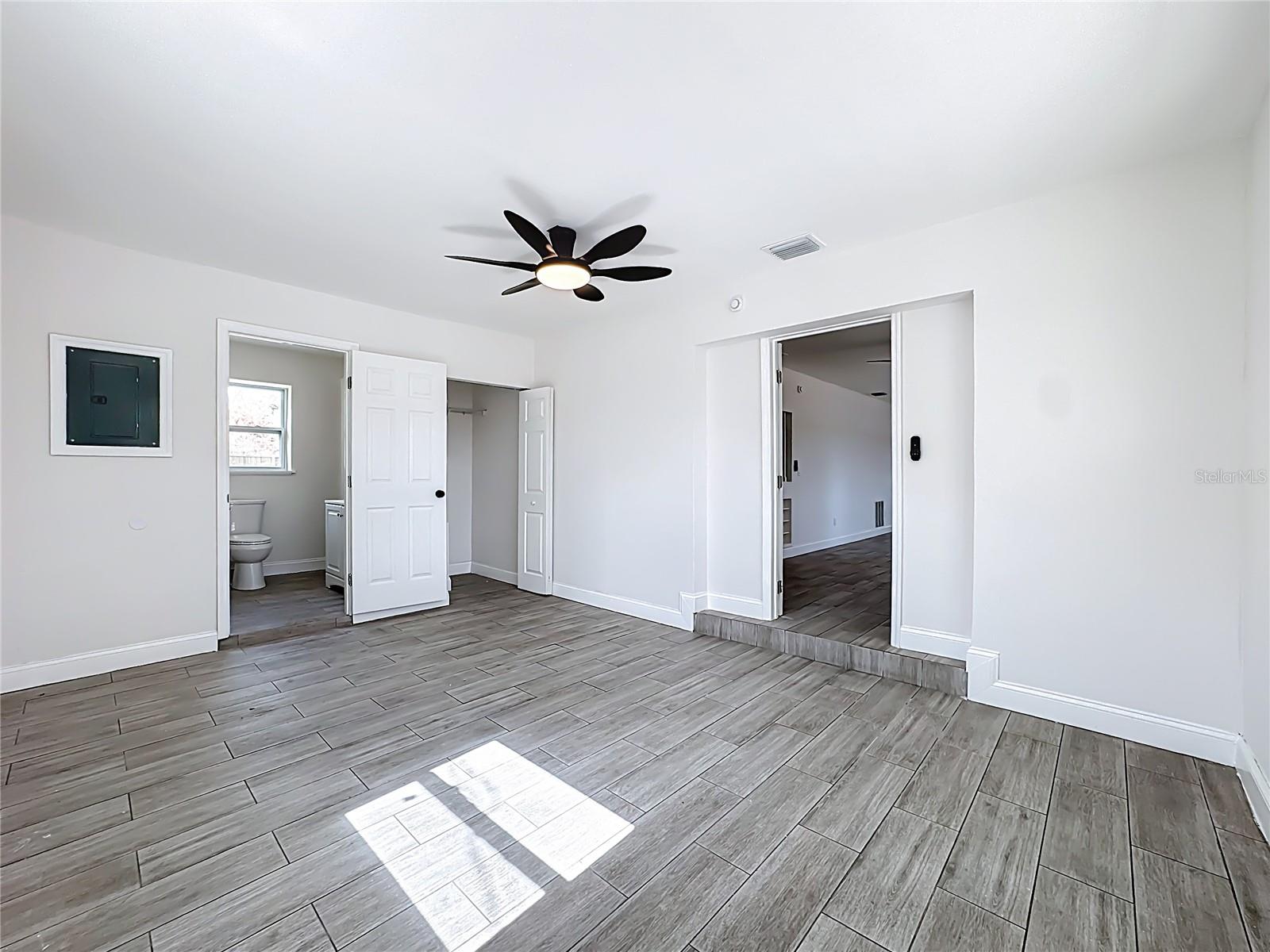 Image 7 of 25 For 1130 Dennis Avenue