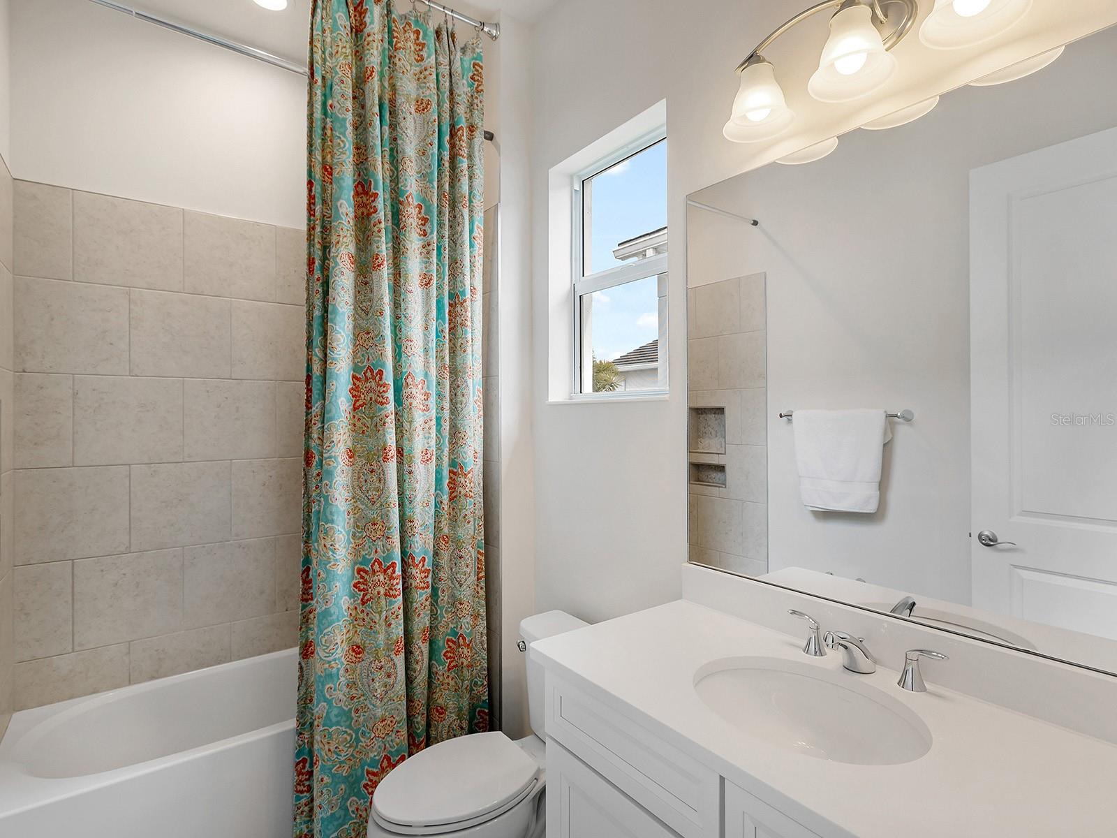 Image 36 of 66 For 8191 Redonda Loop