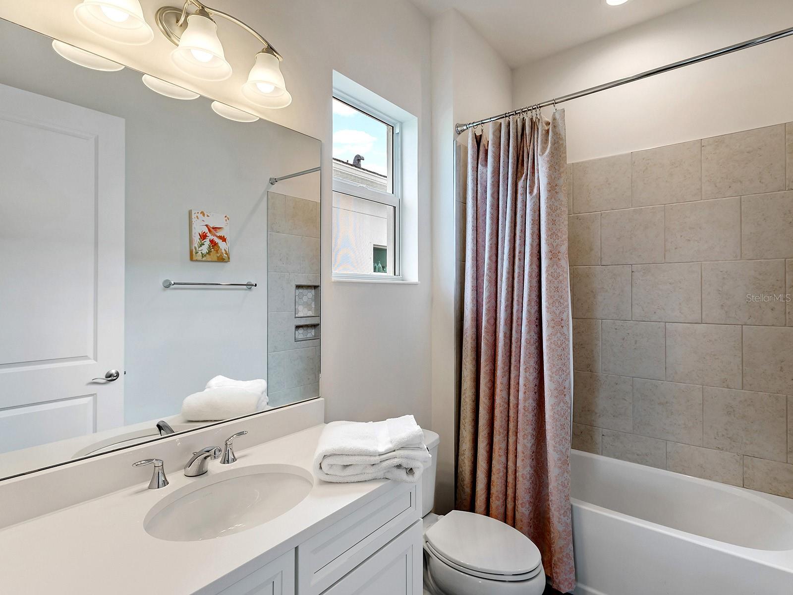 Image 38 of 66 For 8191 Redonda Loop