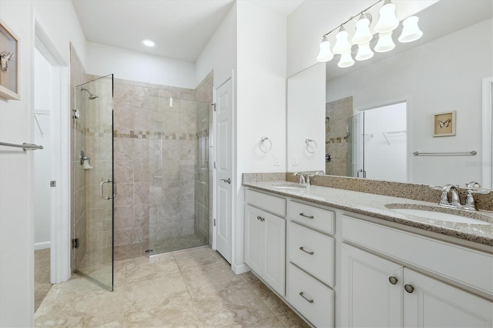 Image 33 of 68 For 17024 Kenton Terrace