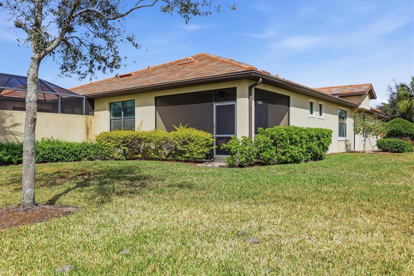 Image 6 of 68 For 17024 Kenton Terrace