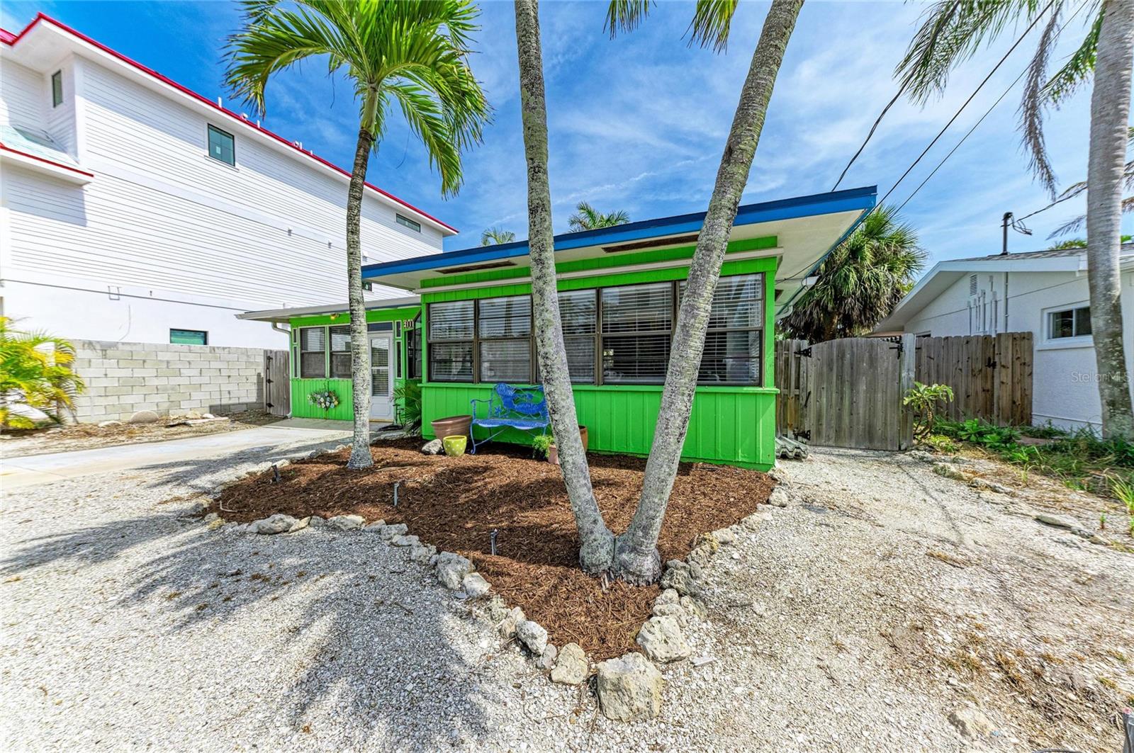 Image 34 of 39 For 2111 Avenue B