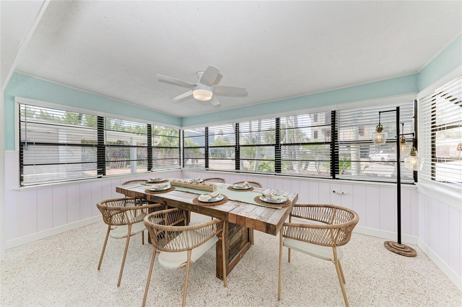 Image 5 of 39 For 2111 Avenue B