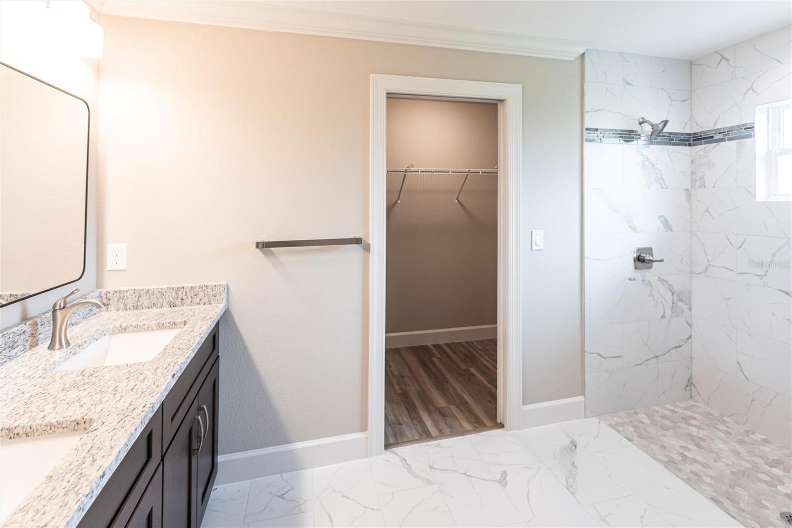 Image 15 of 18 For 2730 Parasol Ln Drive