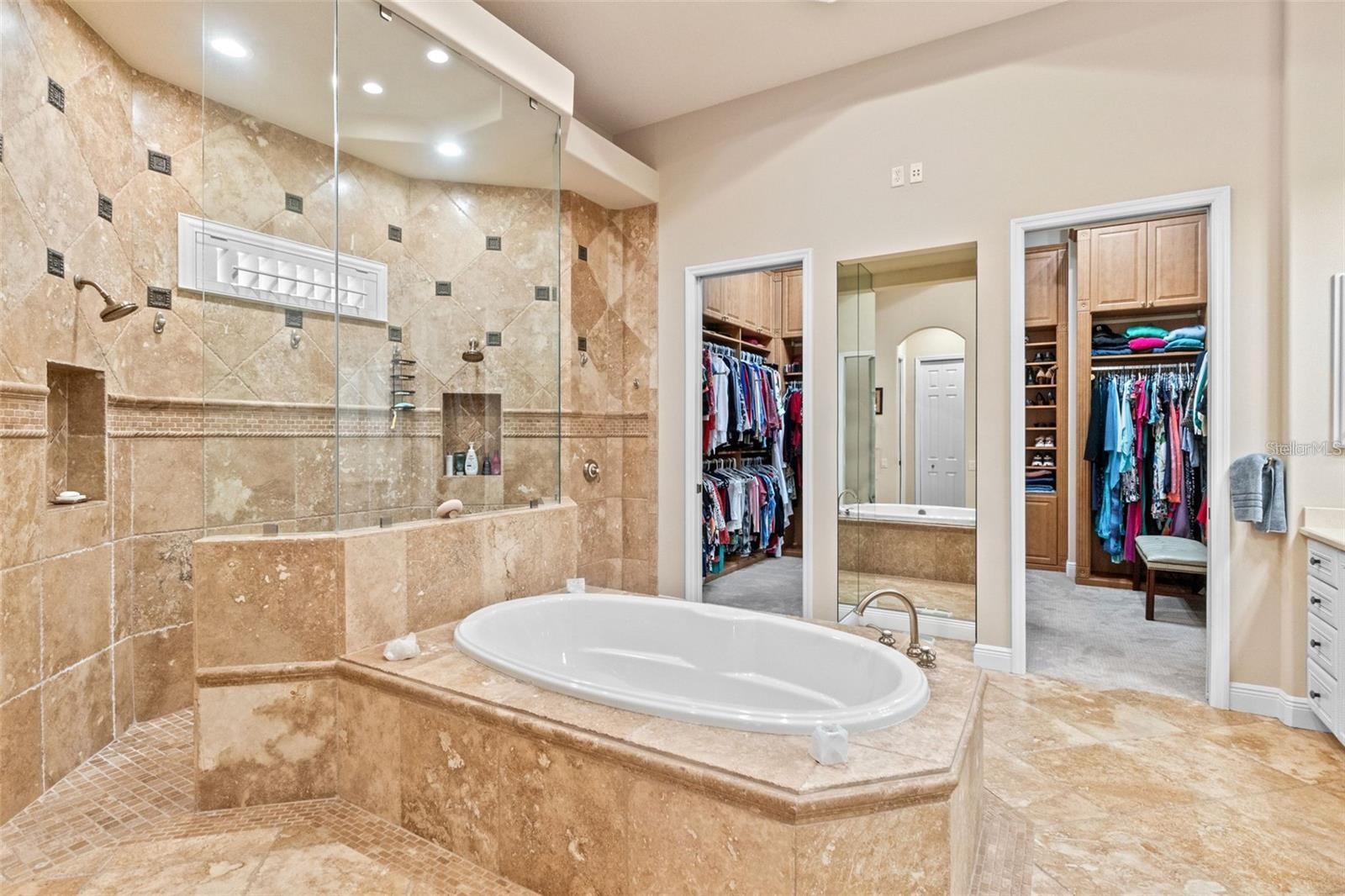 Image 18 of 39 For 6808 Belmont Court