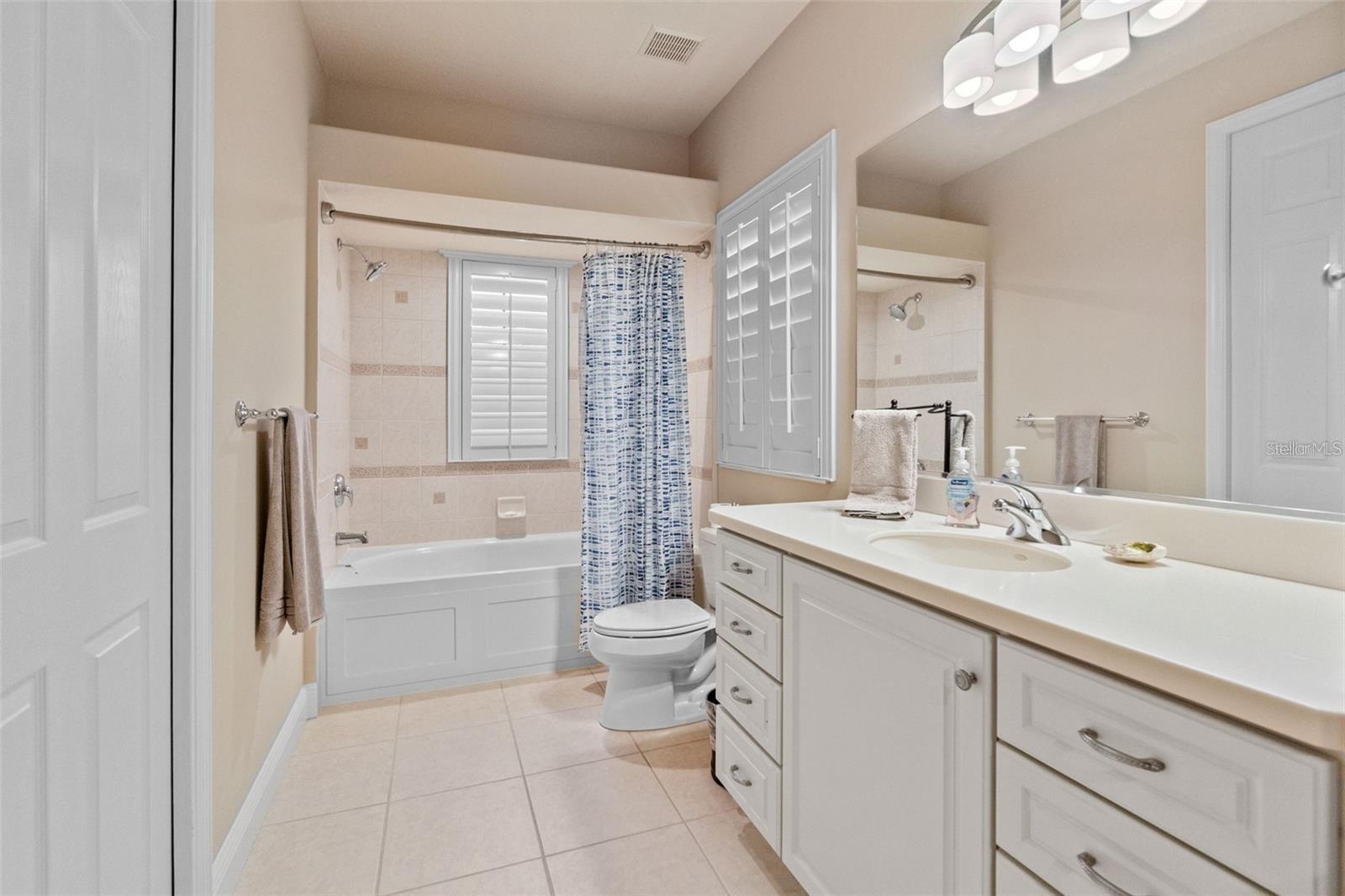 Image 27 of 39 For 6808 Belmont Court