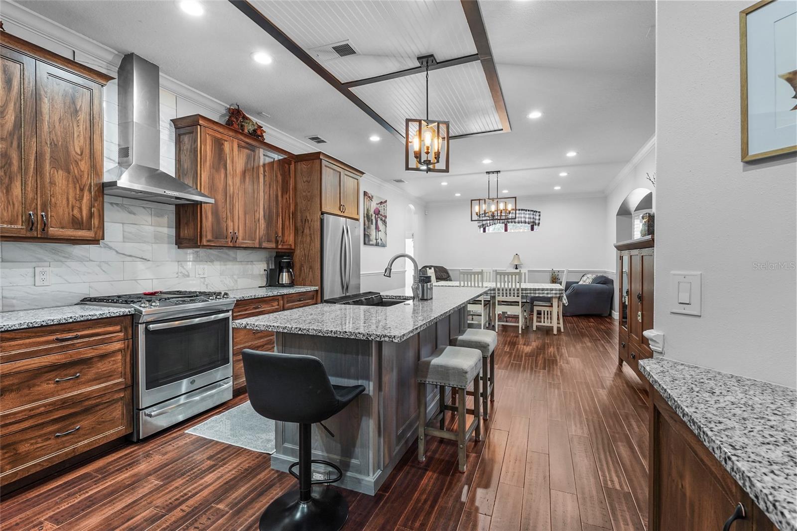 Image 7 of 46 For 515 Planters Manor Way