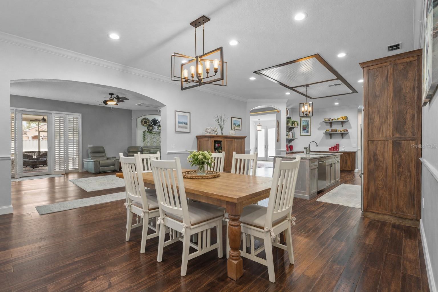 Image 8 of 46 For 515 Planters Manor Way