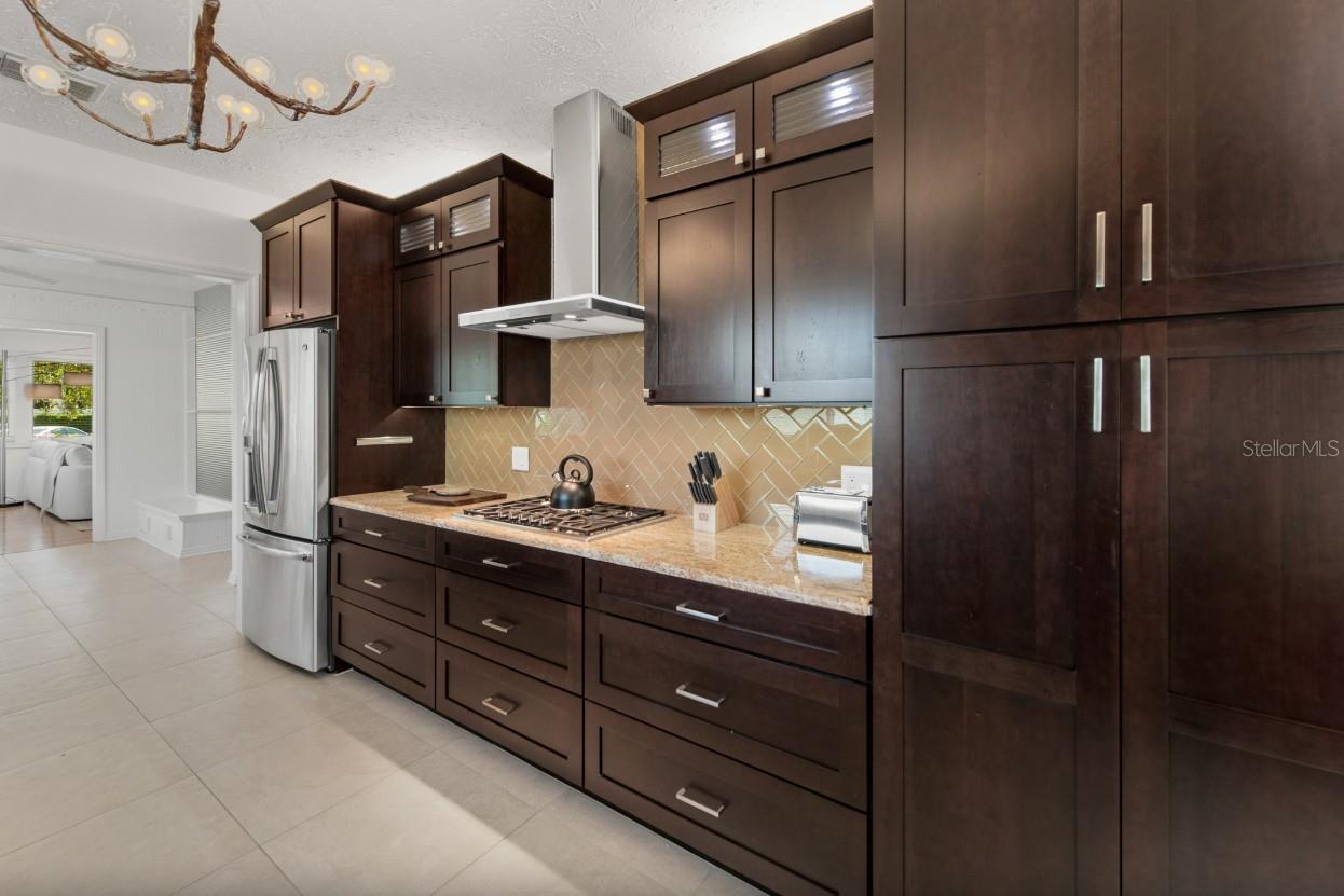 Image 13 of 58 For 140 Blvd Of The Presidents