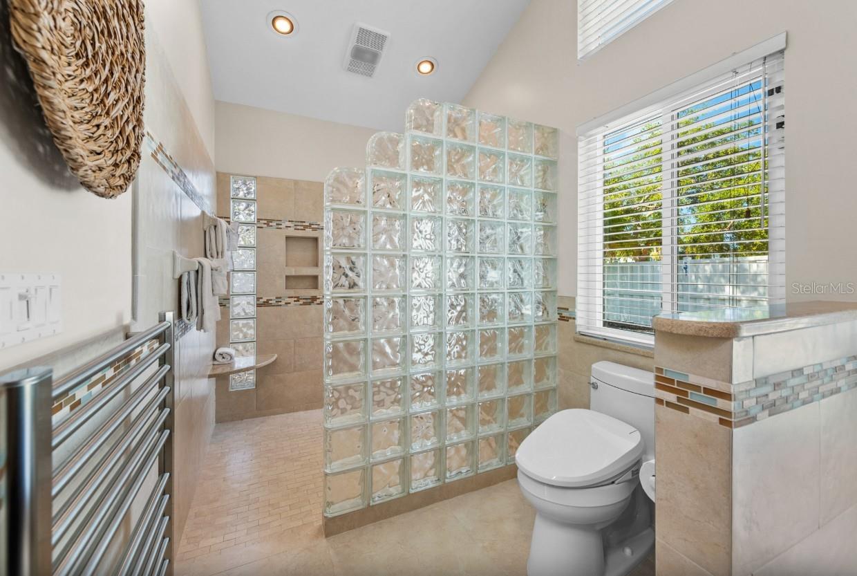 Image 24 of 58 For 140 Blvd Of The Presidents