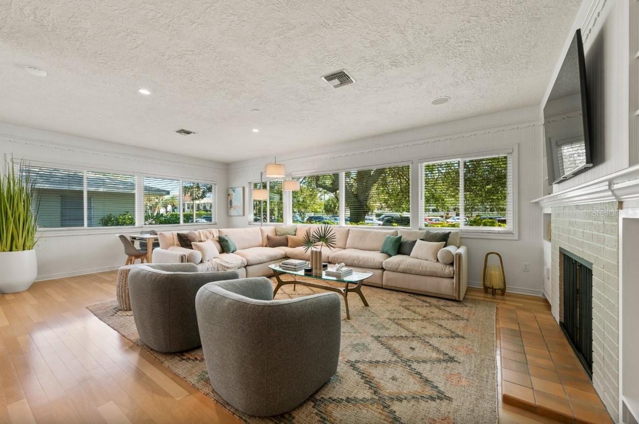 Image 6 of 58 For 140 Blvd Of The Presidents