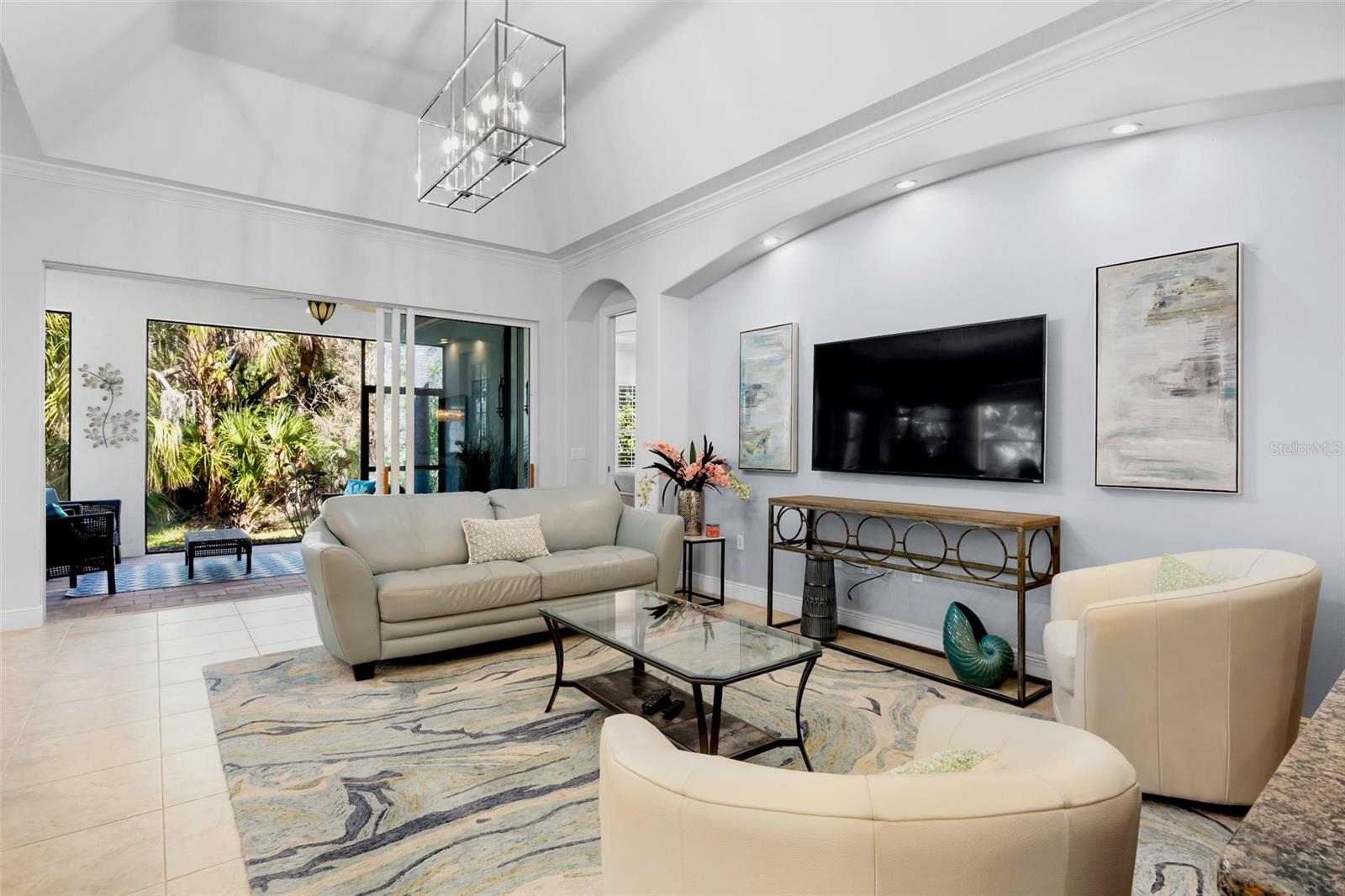 Image 10 of 47 For 5013 Hanging Moss Lane