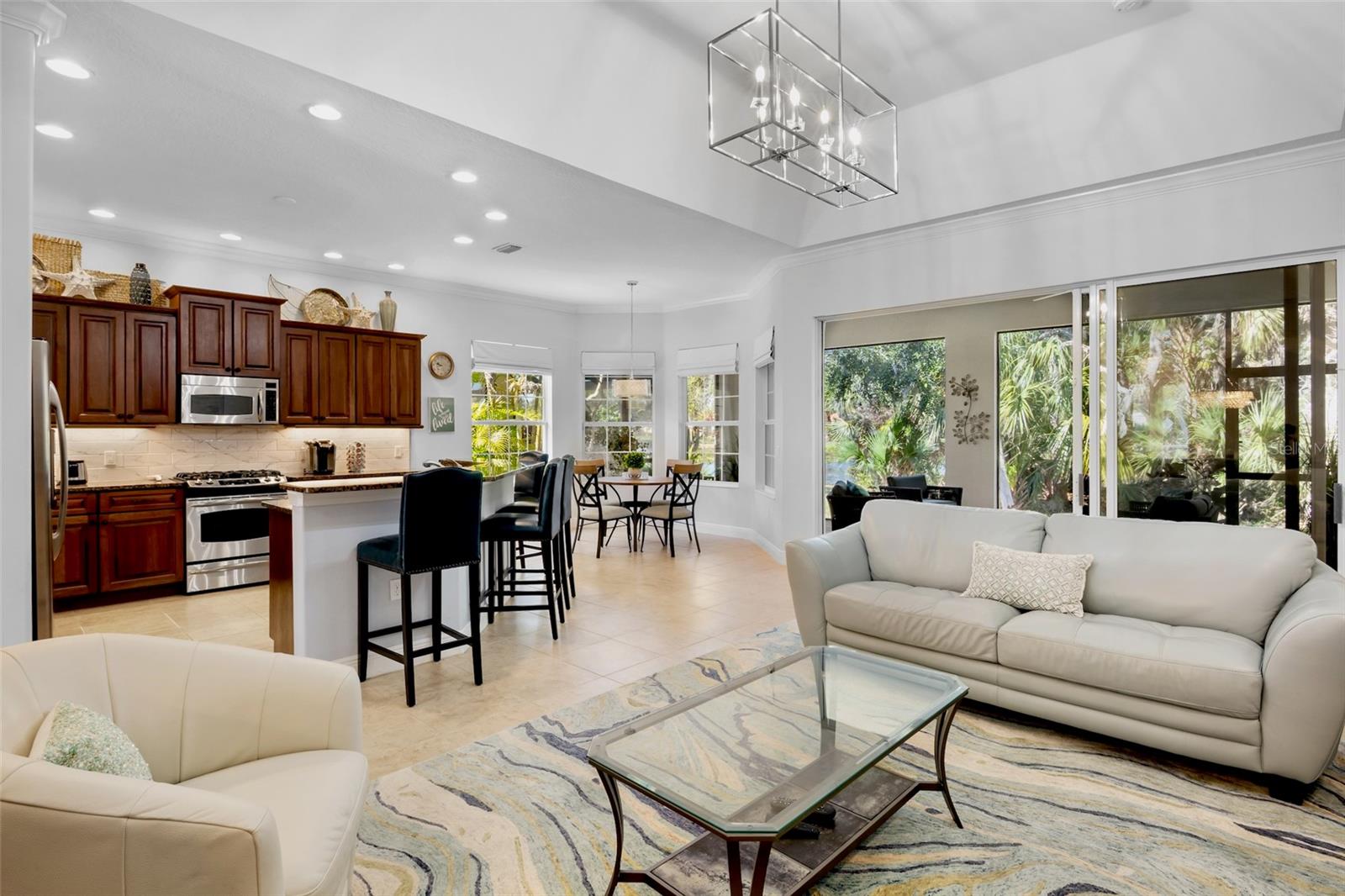 Image 13 of 47 For 5013 Hanging Moss Lane